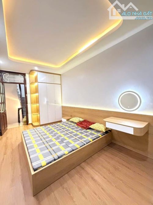 25M2 NGUYỄN TRÃI - 3 NGỦ - NHÀ ĐẸP - KINH DOANH - Ô TÔ - ĐẦU TƯ - CHỈ 4 TỶ