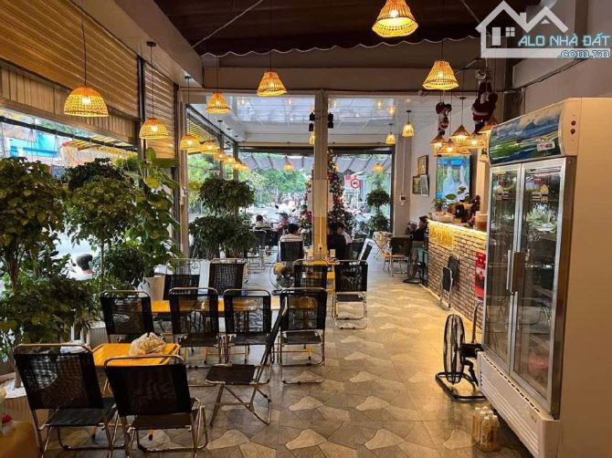 BÁN GẤP QUÁN CAFE CĂN GÓC 2 MẶT TIỀN 👉 NGUYỄN THỊ KIỂU - 192M2 - DOANH THU 60TR/THÁNG - 1