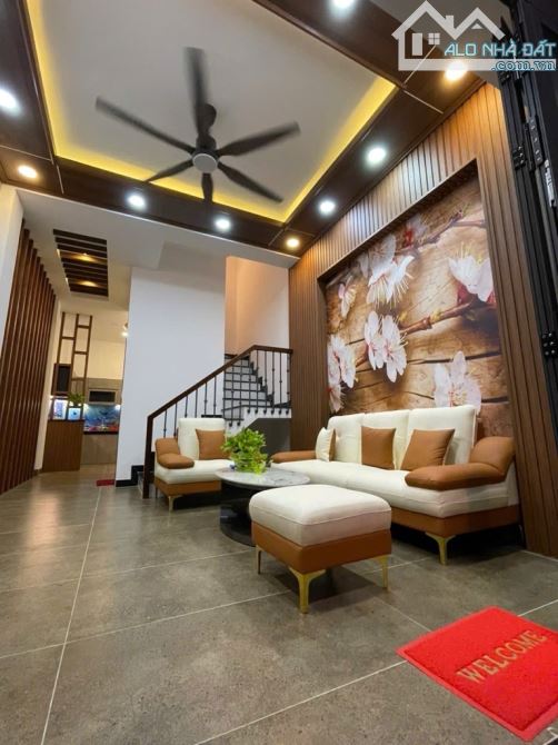 🏠Nhà đẹp mặt tiền Tân Phú-KD đỉnh-Vị trí ViP-Đường 10M-Trần Thủ Độ-P.Phú Thạnh-50m2-4xầng - 2