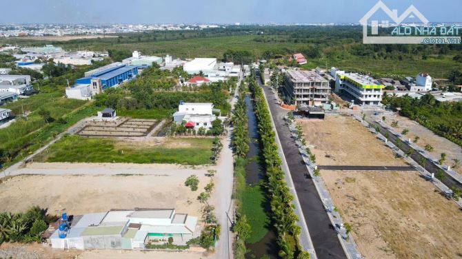 ĐẤT HỮU THẠCH ĐỨC HOÀ LONG AN:5X35(175M2) GIÁ:1 TỶ 200 TRIỆU - 2