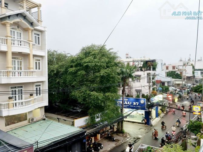 Nhà MT Đường số 12, P.11, GV. DT: 66m2 Nhà cấp 4, giá 7,3ty - 2