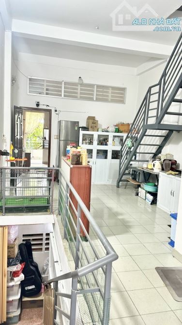 Bán Nhà Mặt Tiền - Tân Hương - Tân Phú - 80M2 - 3 Tầng - Nhỉnh 10 Tỷ - 2