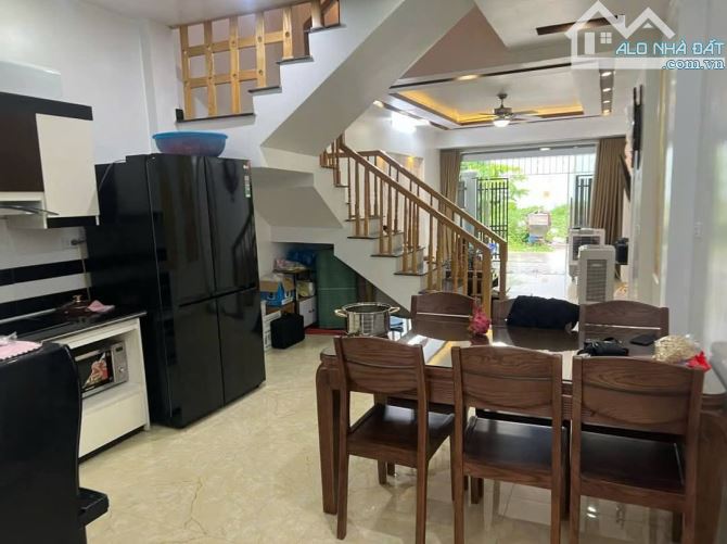 Bán nhà 4 tầng tại thiên Lôi, vĩnh niệm, Lê Chân, giá 4 tỷ 450tr - 2