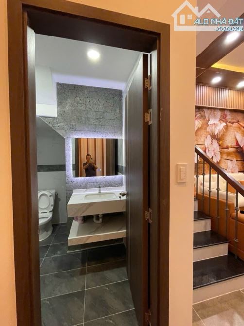 SIÊU PHẨM- 4 TẦNG- 5 x 18- PHAN HUY ÍCH- GÒ VẤP-  HXH- GIÁ CHỈ: 7.5 TỶ - 3