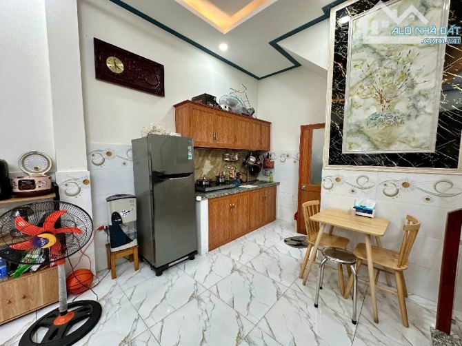 Nhà 2 Tầng , Nguyễn Phúc Chu, 28m2 , Giá 3,7 Tỷ TL - 3