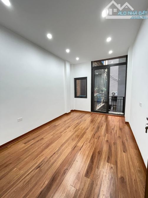 Hàng hiếm ! Pháo đài láng, Phố 1 Nhà bán - 4x