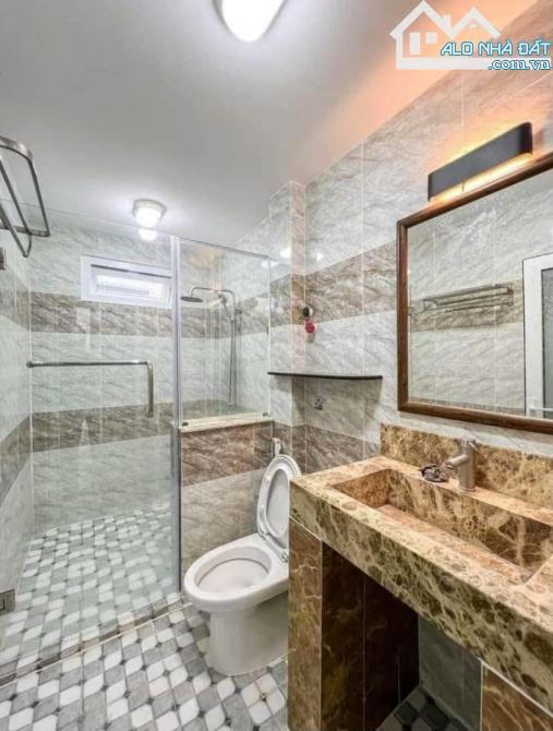 Nhà đẹp giá rẻ,Chủ cần bán gấn đin định cư Canada cần tìm người thiện chí mua nhanh. - 4