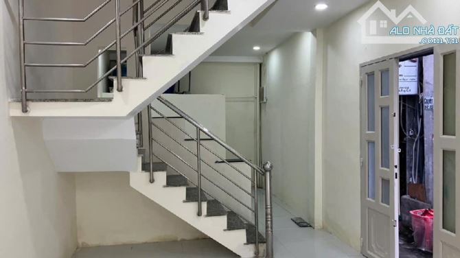 Bán nhà Quận 8, mặt tiền Rạch Cát, 60m2, ngang 3.6x17m, Quận 8, chỉ 4.x tỷ - 4