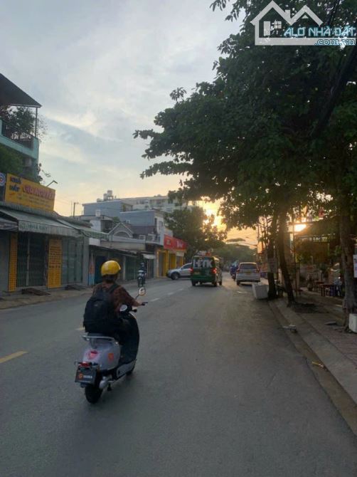 BÁN GẤP QUÁN CAFE CĂN GÓC 2 MẶT TIỀN 👉 NGUYỄN THỊ KIỂU - 192M2 - DOANH THU 60TR/THÁNG - 5