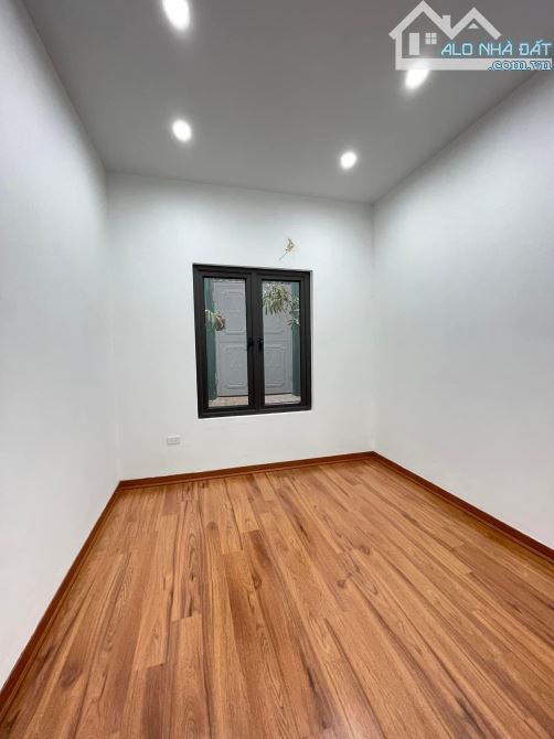 Hàng hiếm ! Pháo đài láng, Phố 1 Nhà bán - 4x