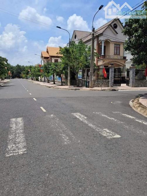 Khu tập thể bộ công an (khu nhật tường ) Đường Phùng Hưng, cách ngã 3 Thái Lan 1km - 5