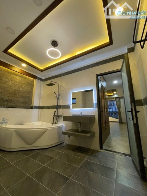 SIÊU PHẨM- 4 TẦNG- 5 x 18- PHAN HUY ÍCH- GÒ VẤP-  HXH- GIÁ CHỈ: 7.5 TỶ - 5