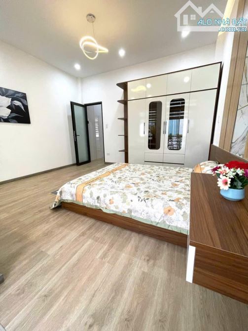 💥 Bán nhà 3 TẦNG gần Mặt Tiền Trần Cao Vân, DT 60m2 – chỉ 3.55 tỷ - 5