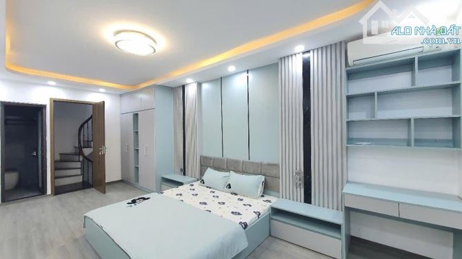 HIẾM ! Nhà Định Công - Hoàng Mai- 5 tỷ 8 -32m2 - 4 tầng -3 ngủ -gần ô tô - 6