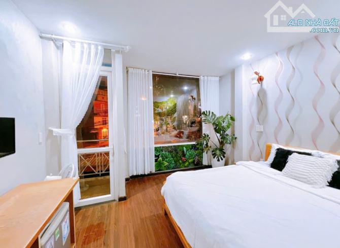 Bán Khách sạn Hai mặt tiền Bùi Thị Xuân, Lý Tự Trọng P2, Đà Lạt chỉ 17 tỷ TL