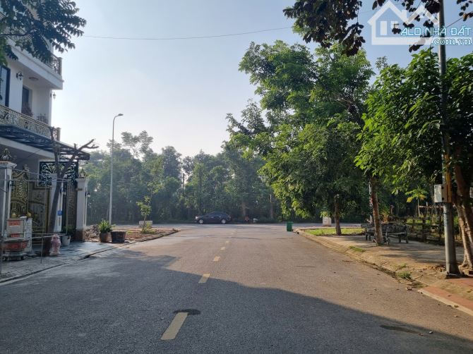 Bán lô đất đường Thanh Niên, dt 116m2, mt 6m Tây Nam giá 14.8 tỷ