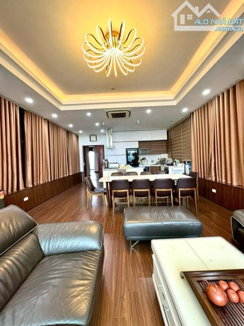 Chỉ 22 tỷ có nhà siêu đẹp MP Âu Cơ 60m2 8T MT 6m lô góc view Hồ Tây thơ mộng, đường 8 làn