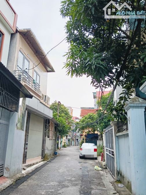 👉NGON- BỔ RẺ -NHÀ BÁT KHỐI 97M, MT 5,5M NGÕ THÔNG Ô TÔ TRÁNH,  THANG MÁY NHỈNH 15 TỶ