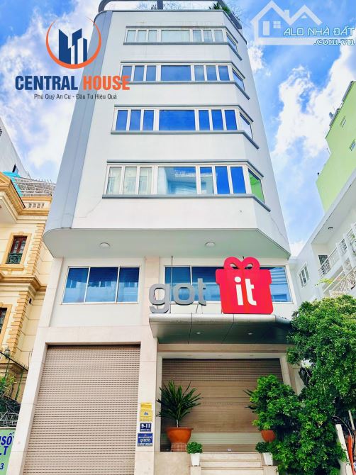 HẠ GIÁ KHỦNG 30 TỶ BÁN GẤP BUILDING MT NGAY NGUYỄN BỈNH KHIÊM Q1- DT 8.5*20M- HẦM 8 TẦNG