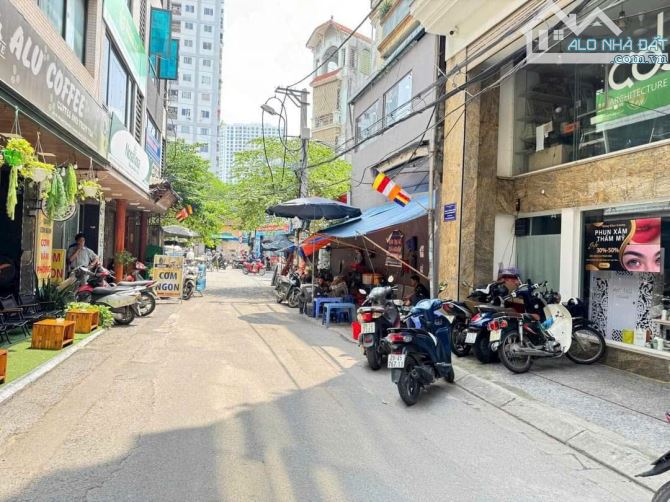 Quan nhân 8 tầng thang máy. 70m2, thang máy kinh doanh văn phòng. Giá rẻ nhất thị trường
