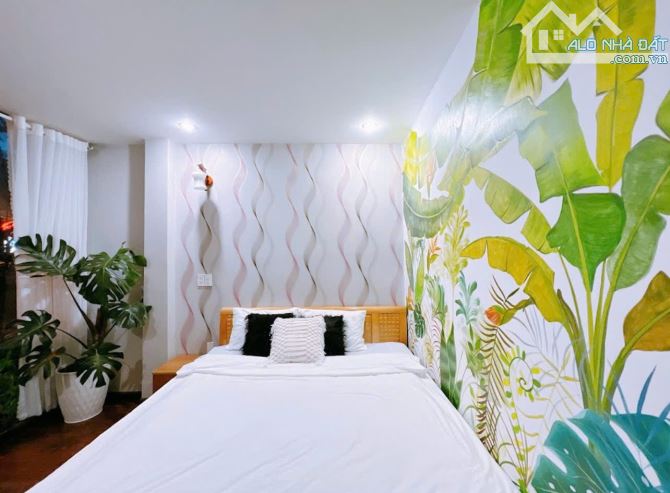 Bán Khách sạn Hai mặt tiền Bùi Thị Xuân, Lý Tự Trọng P2, Đà Lạt chỉ 17 tỷ TL - 1