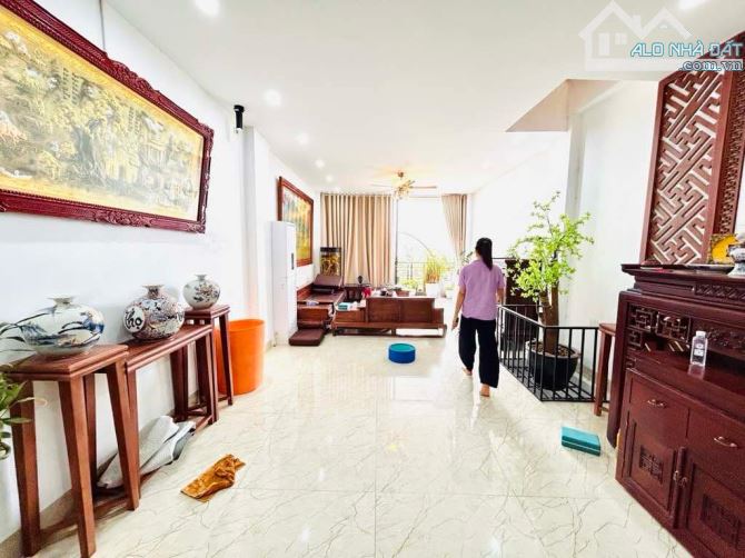 BÁN NHÀ LA KHÊ HÀ ĐÔNG, PHÂN LÔ Ô TÔ TRÁNH, VỈA HÈ, THANG MÁY, DT: 60M2, GIÁ 15,8 TỶ - 1