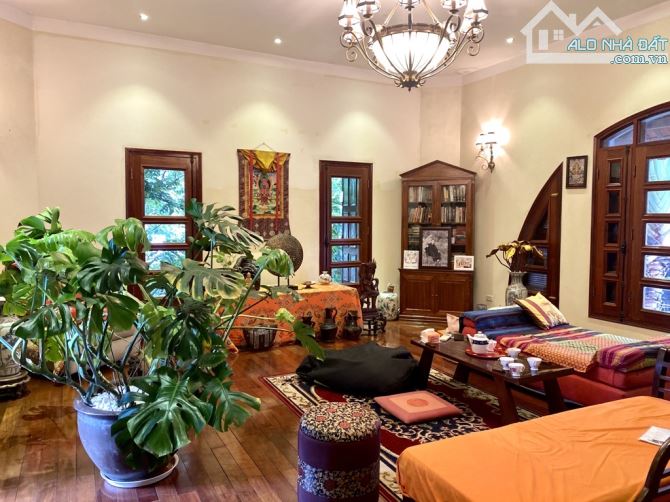 Bán biệt thự triệu đô siêu vip, 691m2, 3 tầng, mặt tiền 20m, Đẳng cấp nhất quận Tây Hồ - 12