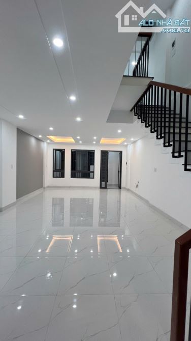 Bán nhà 2 tầng hẻm 135 Nguyễn Đình Chiểu, Tp Quảng Ngãi - 12