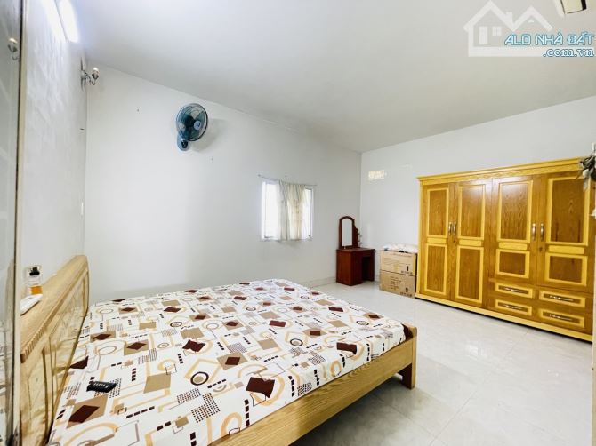 BÁN NHÀ THẠNH XUÂN QUẬN 12, 85M2(5.7 x 16) 3 TẦNG HXT TRÁNH CHỈ NHỈNH 4 TỶ - 2