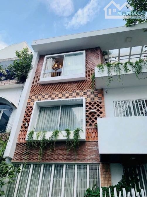 Cho thuê Vila 8x20m 2 lầu ST Nguyễn Trọng Tuyển, P. 1, Q. Tân Bình - 2