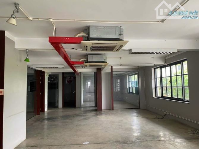 Bán nhà góc 02 MT đường Trần Trọng Cung l KDC Nam Long l Q7. DT : 11m x 27m. Giá : 58 tỷ - 2