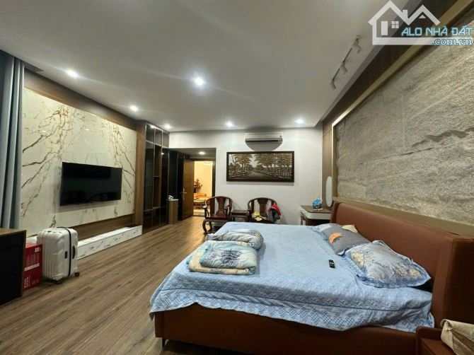 VILLA HỒ BƠI 5pn KHU PHƯỚC MỸ SÁT BIỂN CỰC ĐẸP DTICH GẦN 300m2 BÁN CHỈ 39,9 tỷ - 2