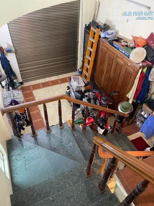 BÁN BIỆT THỰ THỊNH LIỆT LÔ GÓC . NHÀ XÂY QUÁ ĐẸP QUÁ CHẮC. QUÁ RẺ - 2