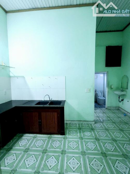Bán nhà sổ riêng giá rẻ 1ty6 phường Tân Hiệp - 2