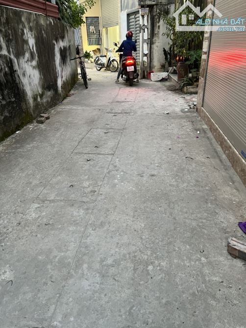 BÁN ĐẤT KHU VỰC TỰ KHOÁT,  NGŨ HIỆP THANH TRÌ - GẦN KHU ĐÔ THỊ LIÊN NINH DT: 53 M2 - 2