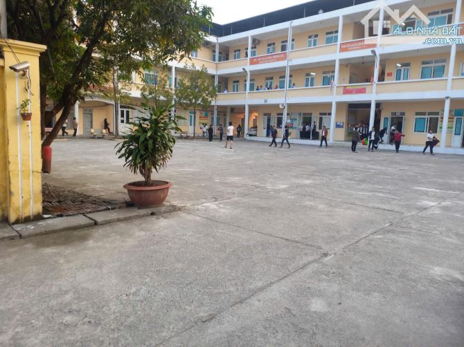 Bán nhà 2000m mặt đường Quốc Lộ 32 ngay mặt đường gần khu đô thị Tân Tây Đô và KĐT Hinodo - 2
