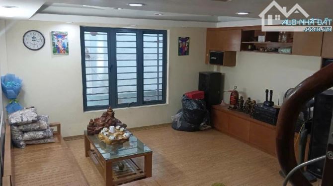 🍀VỊ TRÍ  ĐẸP NHƯ MINH KHAI MẶT TIỀN RỘNG CÁCH Ô TÔ GẦN 20M,30M2 GIÁ:6,05 TỶ - 3