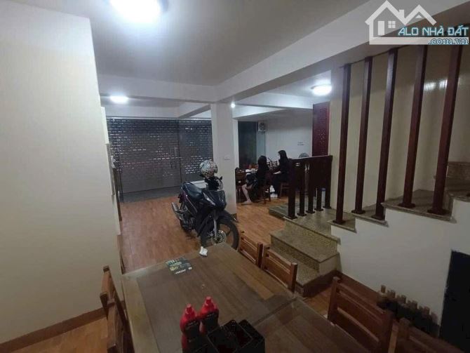 Quan nhân 8 tầng thang máy. 70m2, thang máy kinh doanh văn phòng. Giá rẻ nhất thị trường - 3