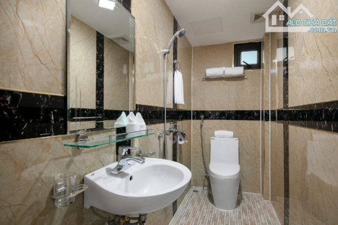 BÁN GẤP KHÁCH SẠN PHỐ LÊ ĐỨC THỌ - MÝ ĐÌNH S-80M2 DOANH THU 250 TRIỆU/THÁNG GIÁ MỀM - 4