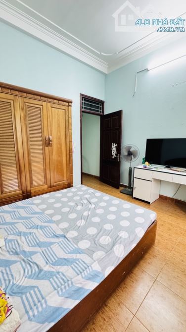 Mặt phố Đông Ngạc 50m2 5 Tầng 10.5 Tỷ - 4