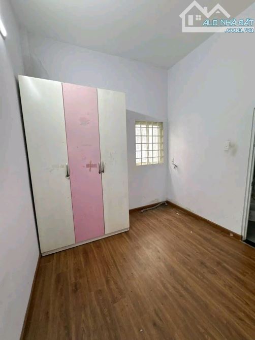Kẹt tiền bán gấp đường số 8 phường 11 Gò Vấp 64m2 2 tầng 3PN 5TỶ2 - 5