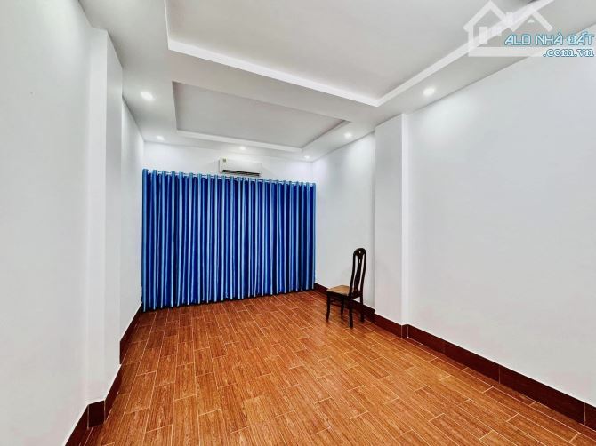 Bán nhà đệp ở ngay Bùi Xương Trạch Thanh Xuân. Sổ A4 31m, 4 tầng 3 ngủ MT3m4 Giá 5.7 tỷ - 8