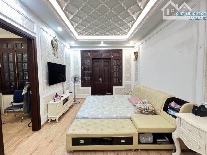 Nhà giá rẻ ngõ 34 Hoàng Cầu, Đống Đa, đường 6m, Ôtô vào nhà, 57m x 5T chỉ nhỉnh 12 tỷ - 5