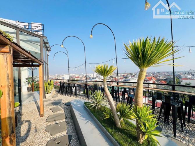 Bán toà nhà hàm cá mập mặt đường Ngô Gia Tự, Hải An DT: 1000m MT: 17m Giá: 120 tỷ - 5