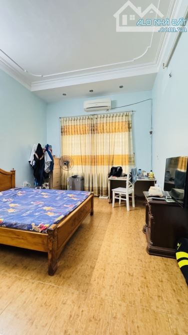 Mặt phố Đông Ngạc 50m2 5 Tầng 10.5 Tỷ - 5