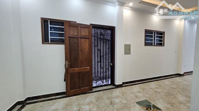 🏡 Nhà  54m2 xây mới  5T ,có Thang máy,Lô góc 2 mặt thoáng mặt phố Đa sỹ - Kiến Hưng - 6