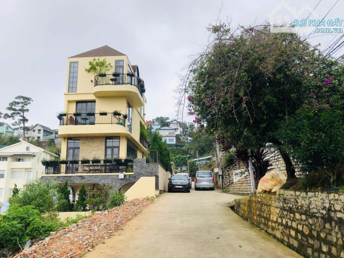 ĐẤT 2 MẶT TIỀN ĐƯỜNG ÔTÔ TRÁNH NHAU Ở KHE SANH P10 CÓ VIEW, NGANG 11M- 215M2 GIÁ 10.9 TỶ