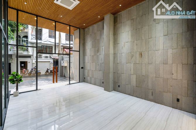 Bán nhà HXH góc 2 Mặt tiền Võ Thị Sáu Q.1 - 14x19m - XD Hầm 6 tầng - giá chỉ 58 tỷ.