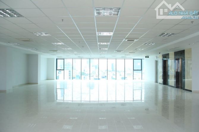 Rẻ nhất quận Ba Đình- Sàn 170m2 trần cao 3m7- Giá chỉ 25tr/tháng kinh doanh hái ra tiền