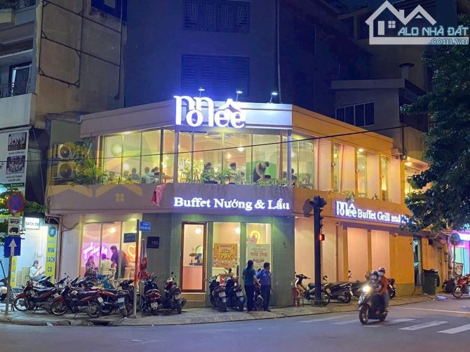 Cho thuê nhà góc 2 mặt tiền Nguyễn Trọng Tuyển, quận Phú Nhuận